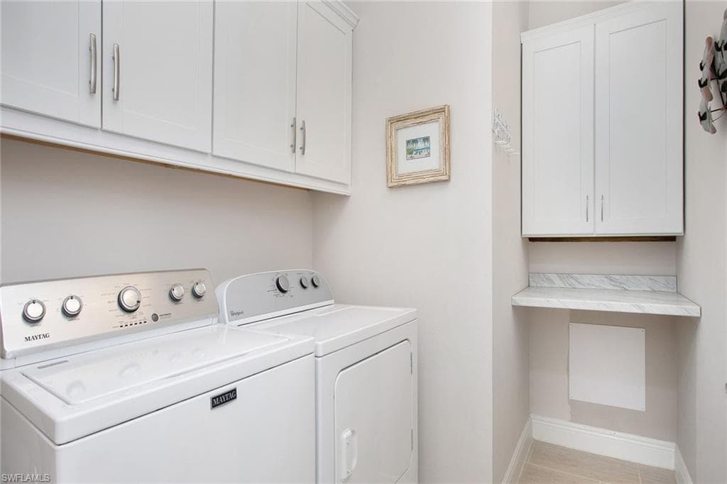 1406 Redona WAY, NAPLES FL 34113-29