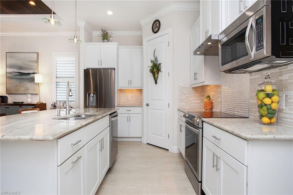 1406 Redona WAY, NAPLES FL 34113-10