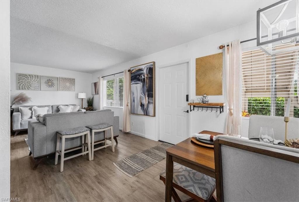 4623 Bayshore DR # C2, NAPLES FL 34112-15