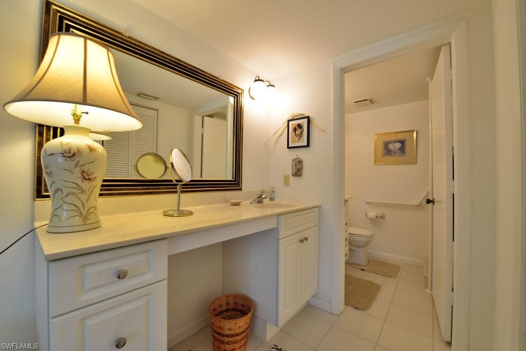 25402 Golf Lake CIR # 114, BONITA SPRINGS FL 34135-9