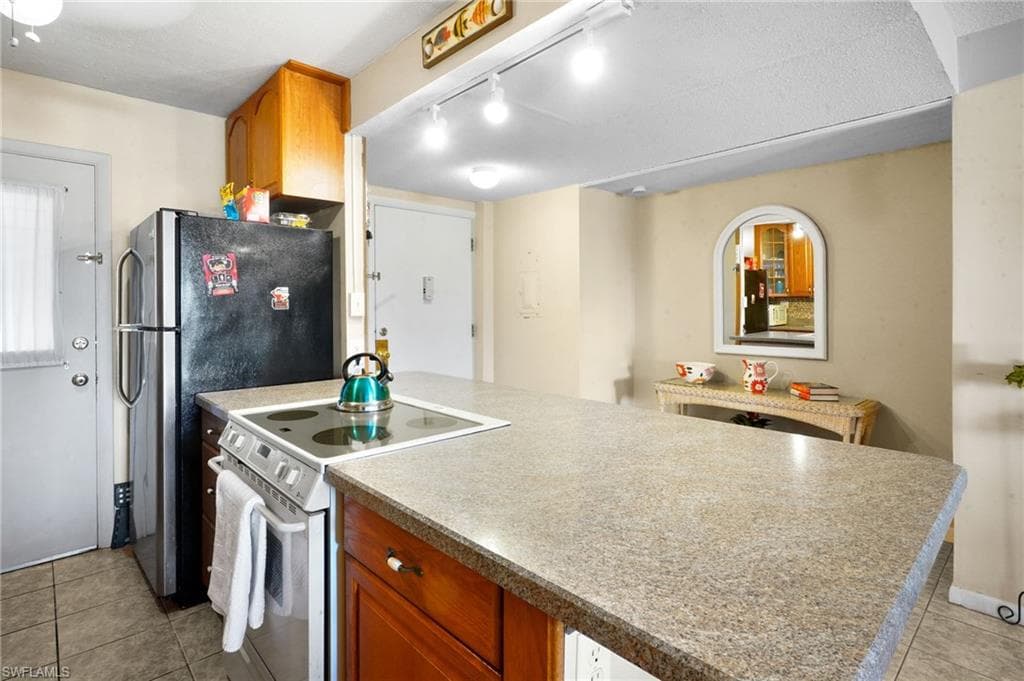 1766 Cape Coral PKWY E # 310, CAPE CORAL FL 33904-7