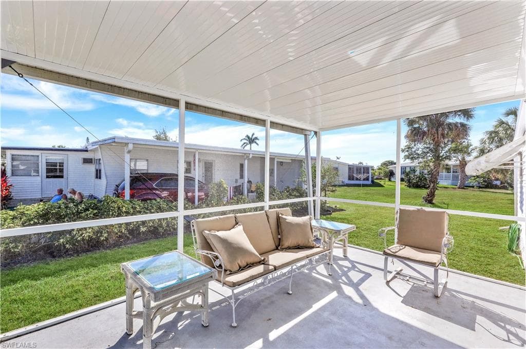 21 Le Mans DR N, NAPLES FL 34112-22