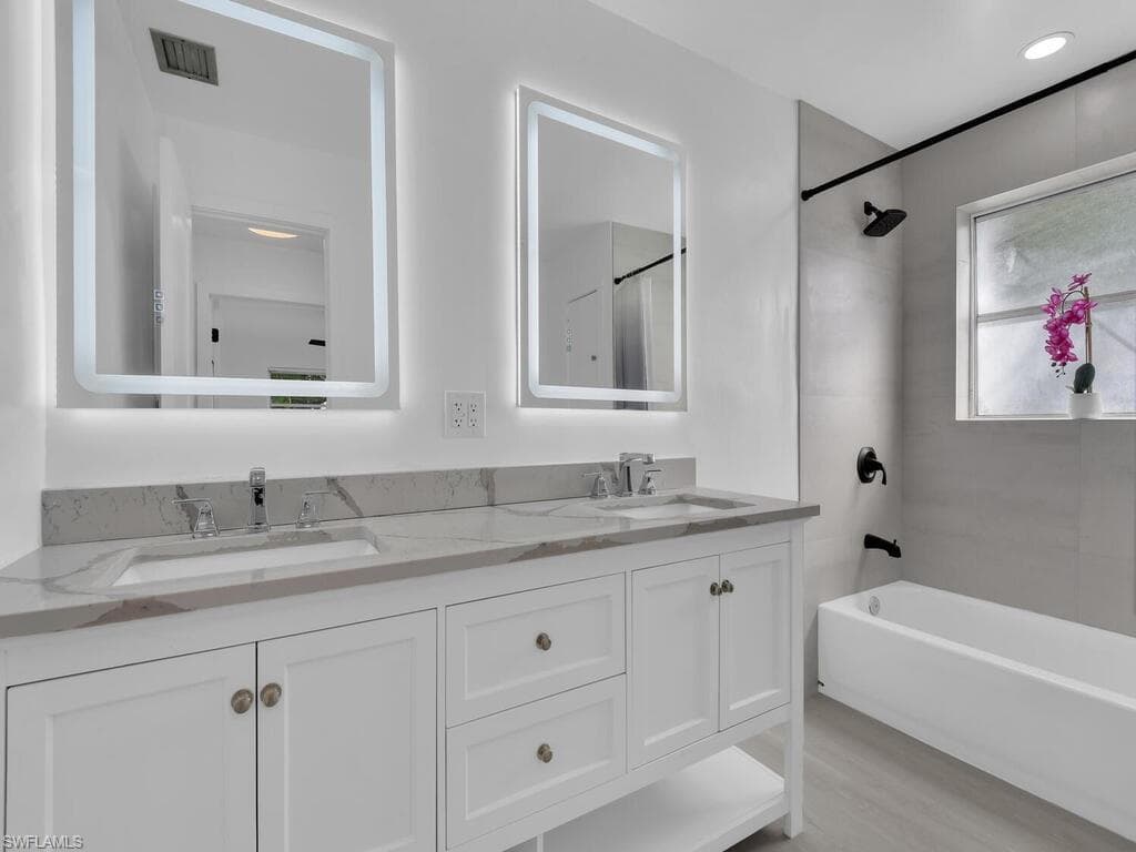 4941 Aztec CIR, NAPLES FL 34112-22