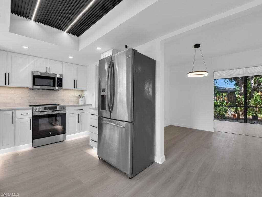 4941 Aztec CIR, NAPLES FL 34112-2