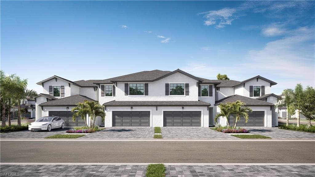 6089 Barbara CIR, NAPLES FL 34112-8