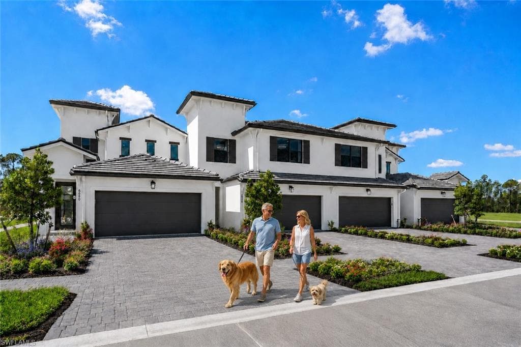 6088 Barbara CIR-5