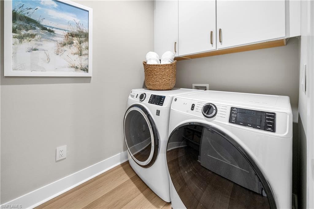 6088 Barbara CIR-21