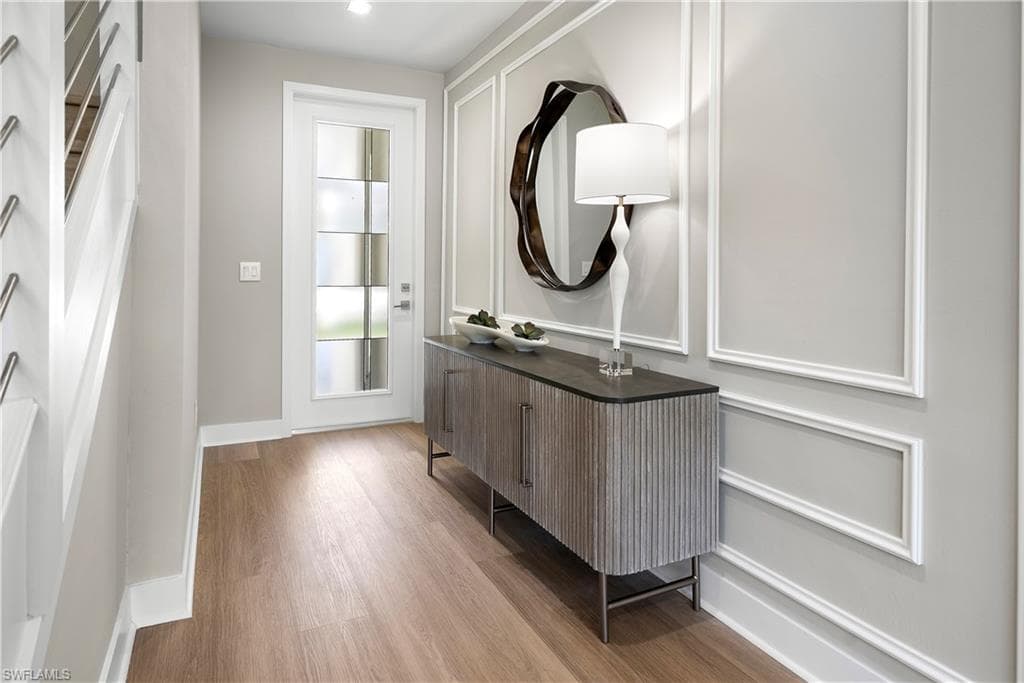 6088 Barbara CIR-10