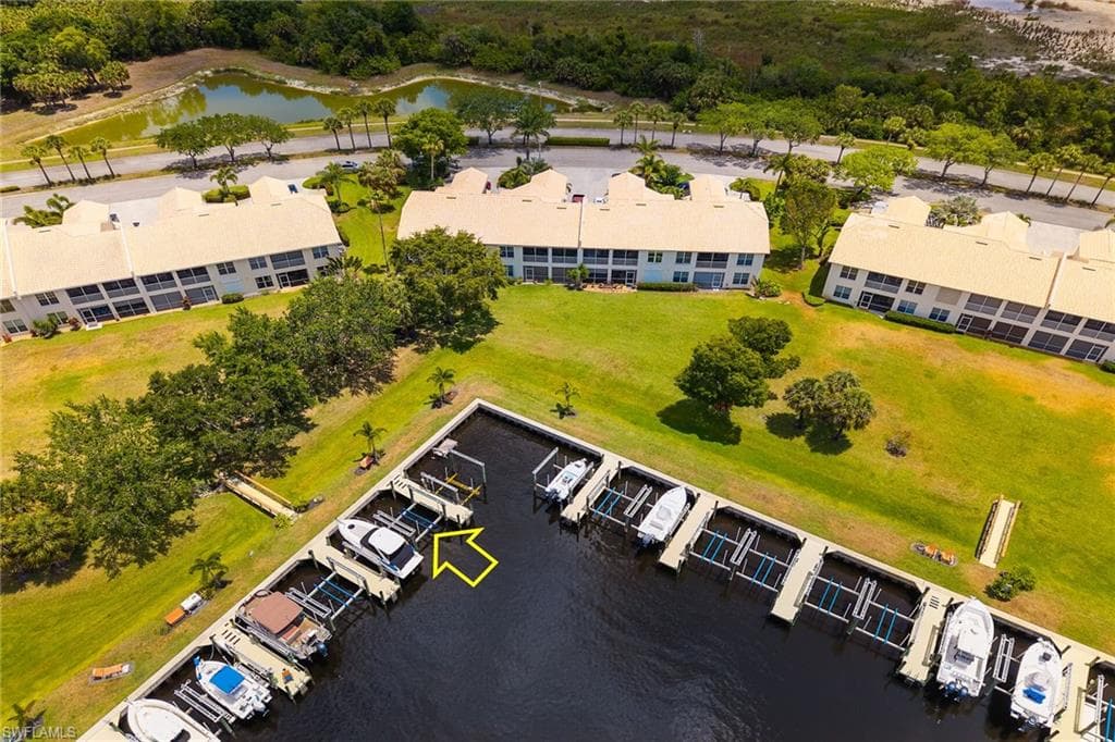 275 Cays DR # 2208, NAPLES FL 34114-32