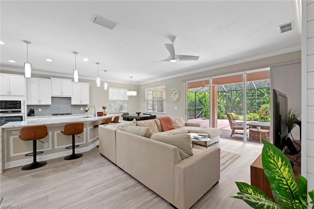 19465 Caladesi DR, ESTERO FL 33967-2