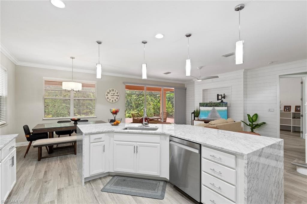 19465 Caladesi DR, ESTERO FL 33967-14