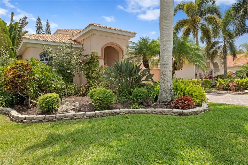 19465 Caladesi DR, ESTERO FL 33967-7