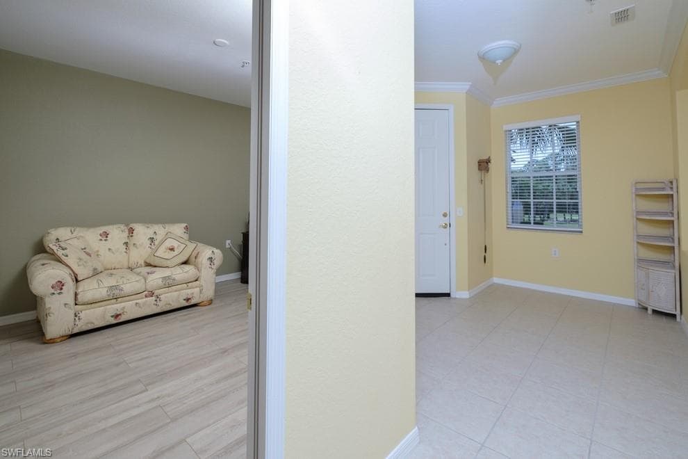 4873 Hampshire CT # 101, NAPLES FL 34112-17