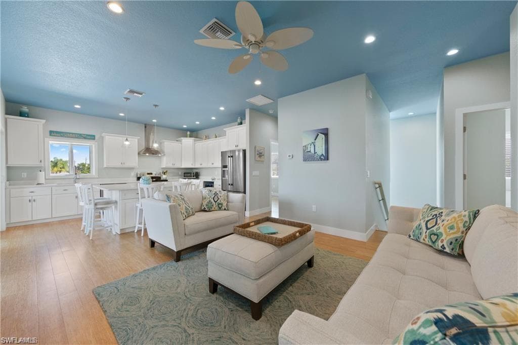 11467 Island AVE, MATLACHA FL 33993-6