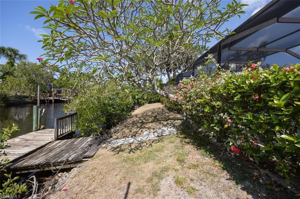 2232 Longboat DR, NAPLES FL 34104-9