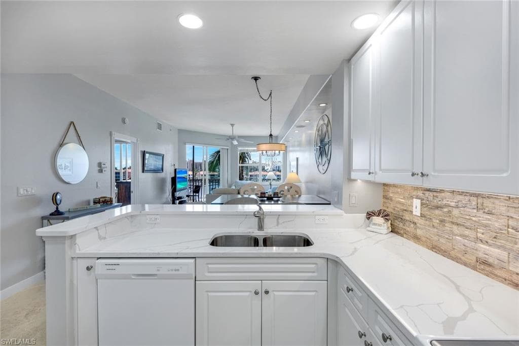 2090 Matecumbe Key RD # 1404, PUNTA GORDA FL 33955-11