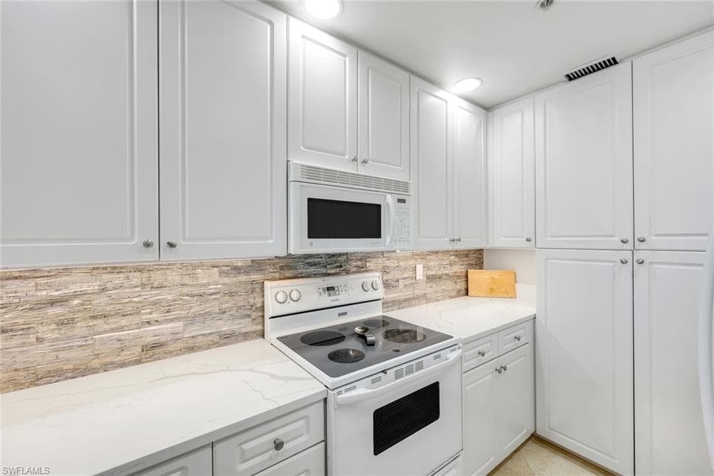 2090 Matecumbe Key RD # 1404, PUNTA GORDA FL 33955-13