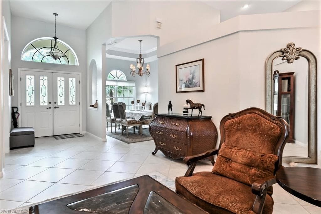 6545 Chestnut CIR, NAPLES FL 34109-6
