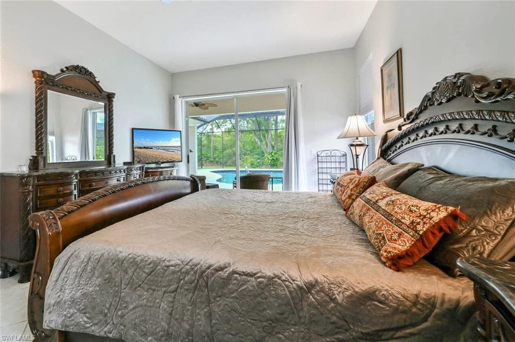 6545 Chestnut CIR, NAPLES FL 34109-17