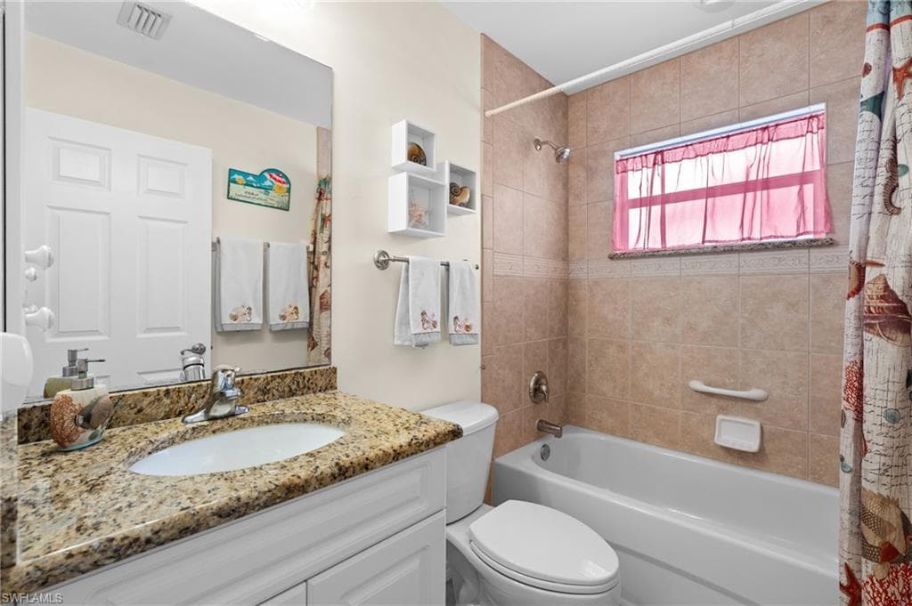 320 Madison CT, FORT MYERS BEACH FL 33931-22