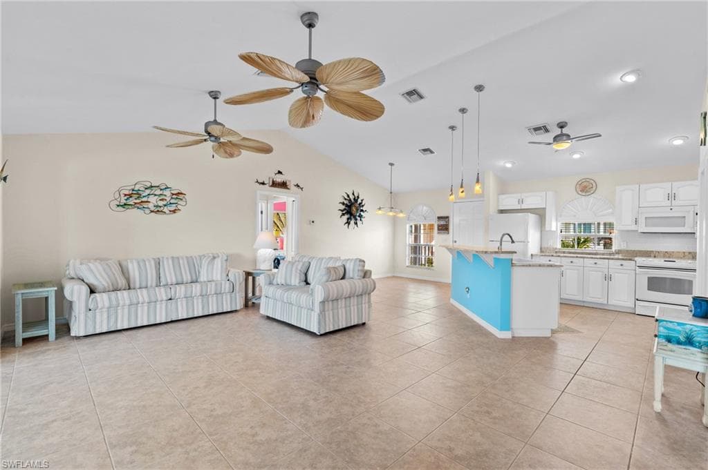 320 Madison CT, FORT MYERS BEACH FL 33931-10