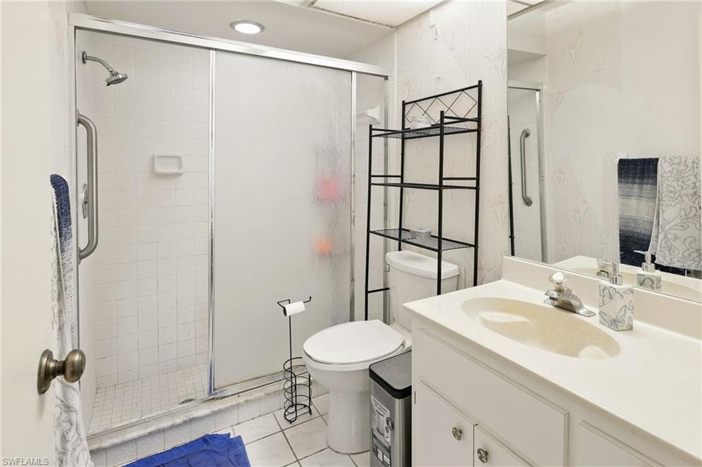 5338 Concord WAY, FORT MYERS FL 33907-18