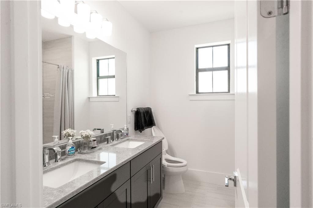 19659 Panther Island BLVD, ESTERO FL 33928-37