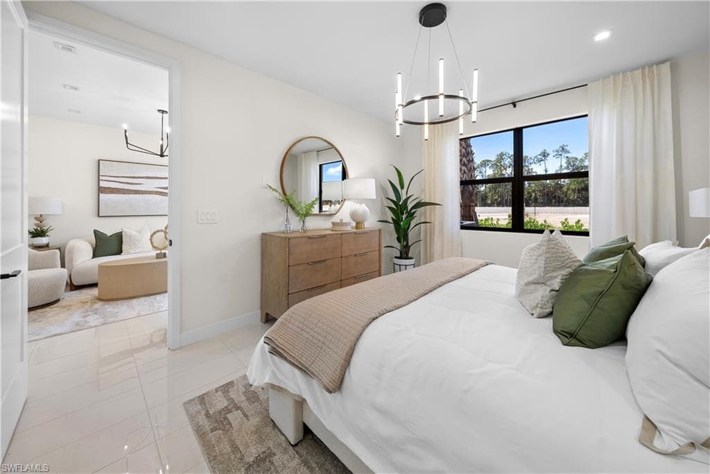 6092 Barbara CIR-19