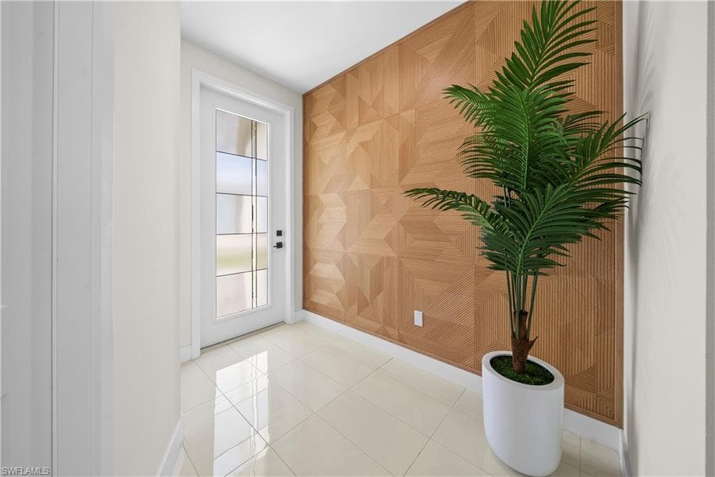 6092 Barbara CIR-8