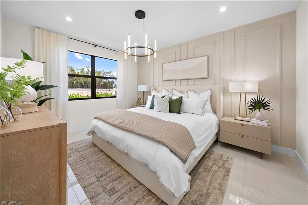 6092 Barbara CIR-18