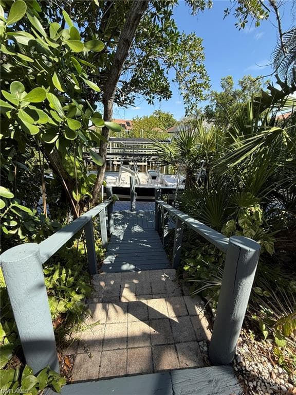 5546 Park RD, FORT MYERS FL 33908-27