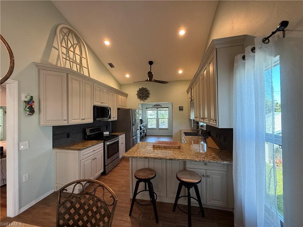 5546 Park RD, FORT MYERS FL 33908-4