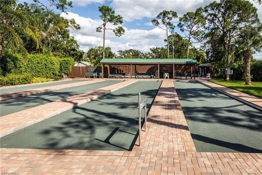 15405 Cedarwood LN # 101, NAPLES FL 34110-27