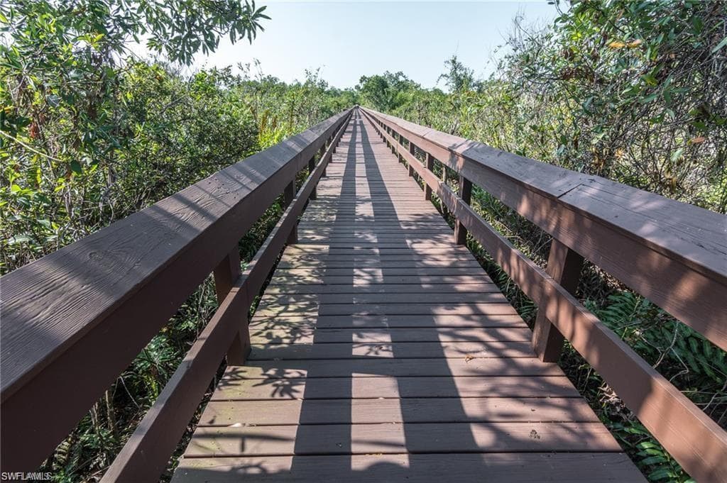 15405 Cedarwood LN # 101, NAPLES FL 34110-34