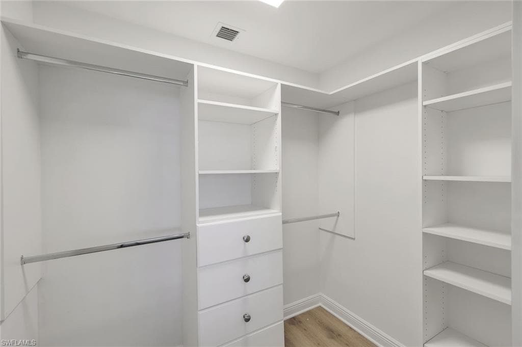 425 Cove Tower DR # 1003, NAPLES FL 34110-16