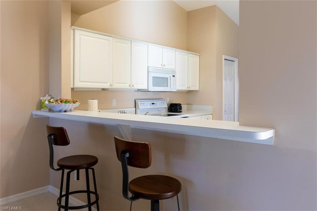 7030 Lone Oak BLVD, NAPLES FL 34109-8