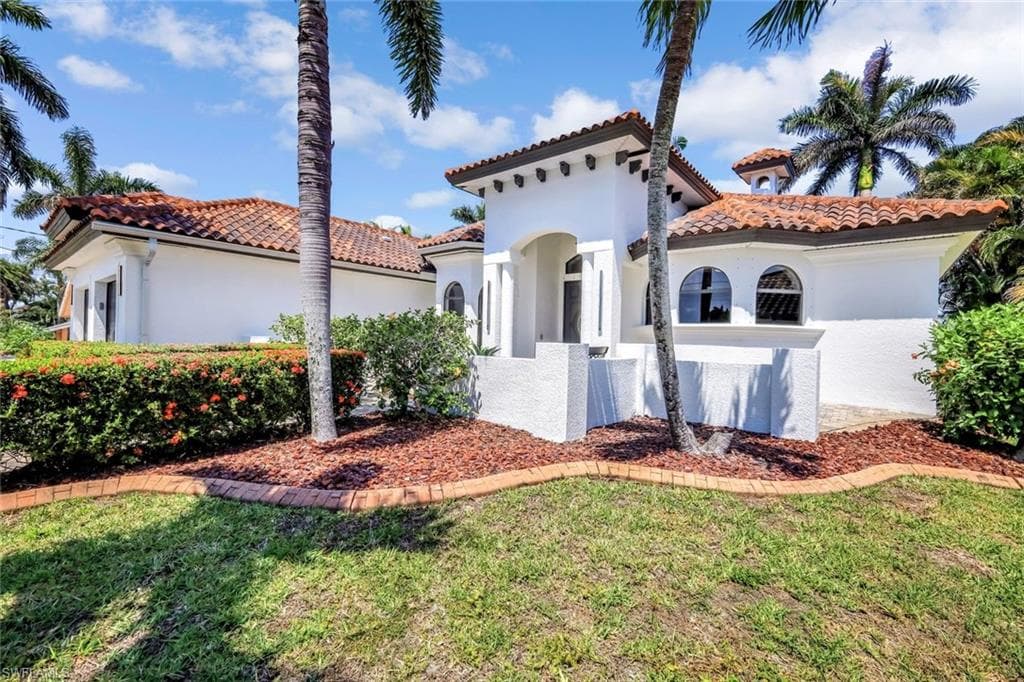 3917 SE 19th AVE, CAPE CORAL FL 33904-44