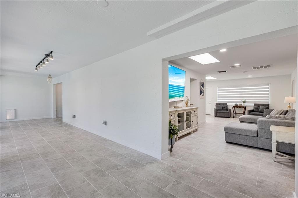 179 Hibiscus DR, FORT MYERS BEACH FL 33931-14