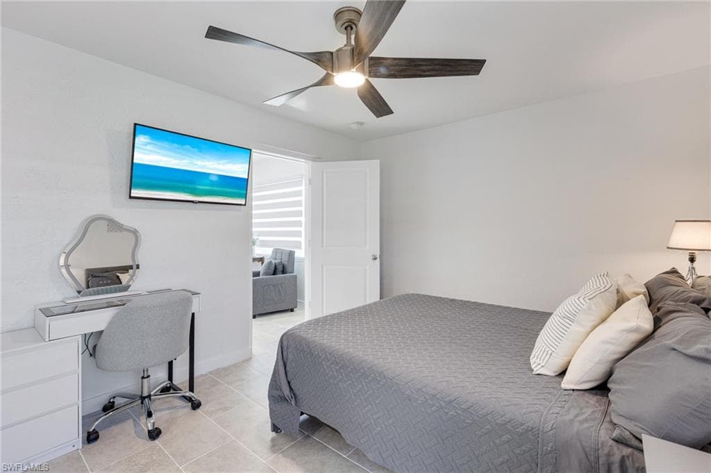 179 Hibiscus DR, FORT MYERS BEACH FL 33931-18