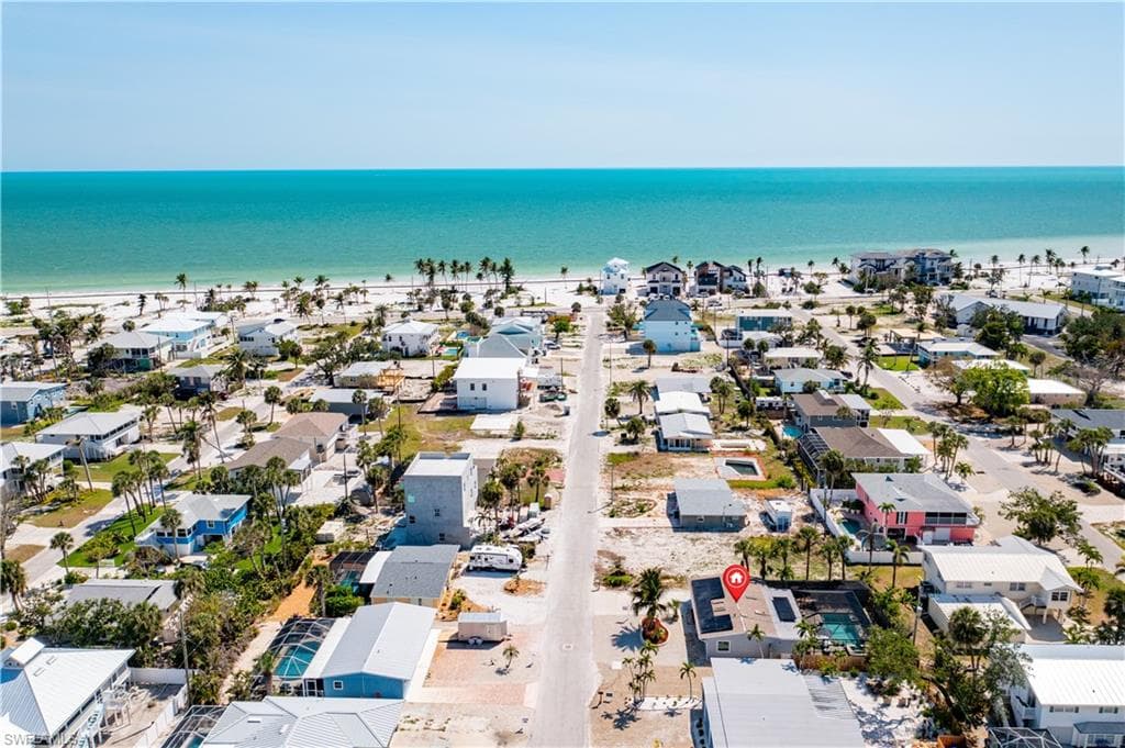 179 Hibiscus DR, FORT MYERS BEACH FL 33931-38