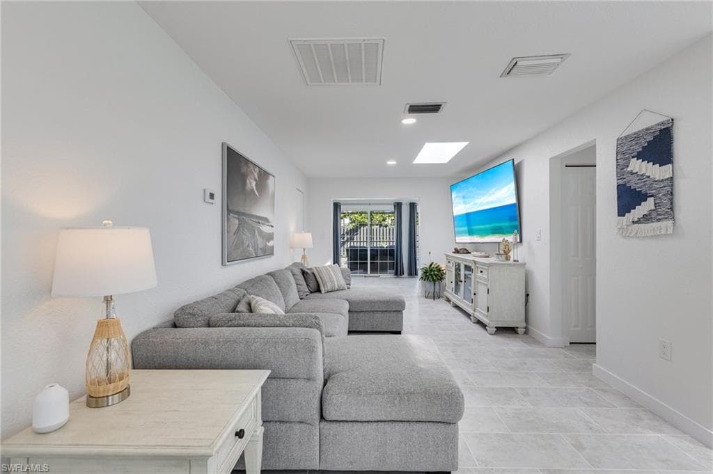 179 Hibiscus DR, FORT MYERS BEACH FL 33931-7