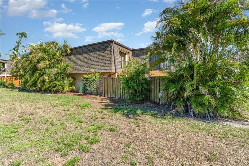 5606 Malt DR # 2, FORT MYERS FL 33907-38