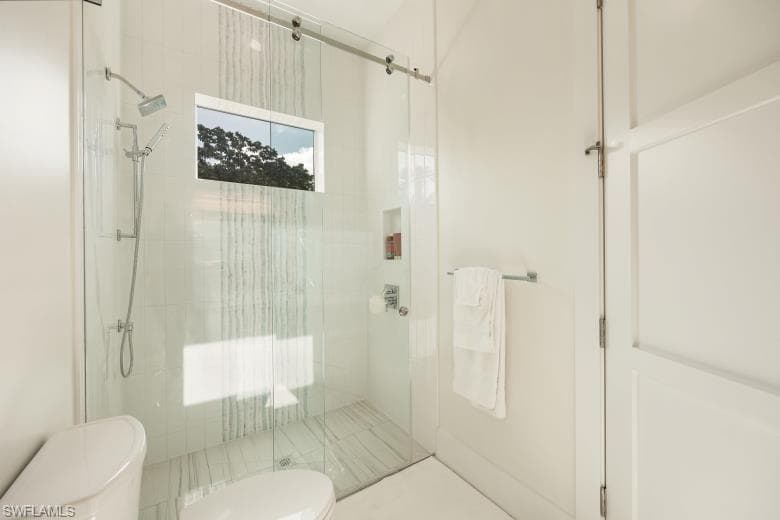 6145 Sea Grass LN, NAPLES FL 34116-22