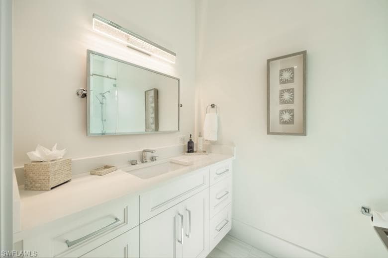 6145 Sea Grass LN, NAPLES FL 34116-23