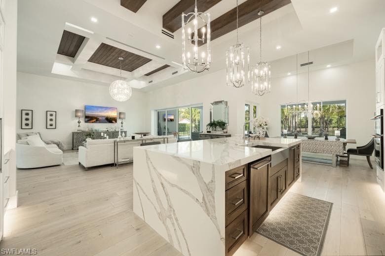 6145 Sea Grass LN, NAPLES FL 34116-9