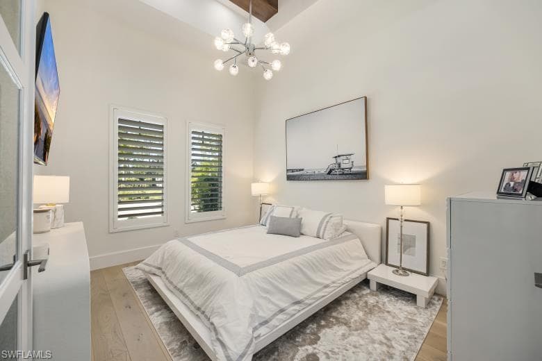 6145 Sea Grass LN, NAPLES FL 34116-18