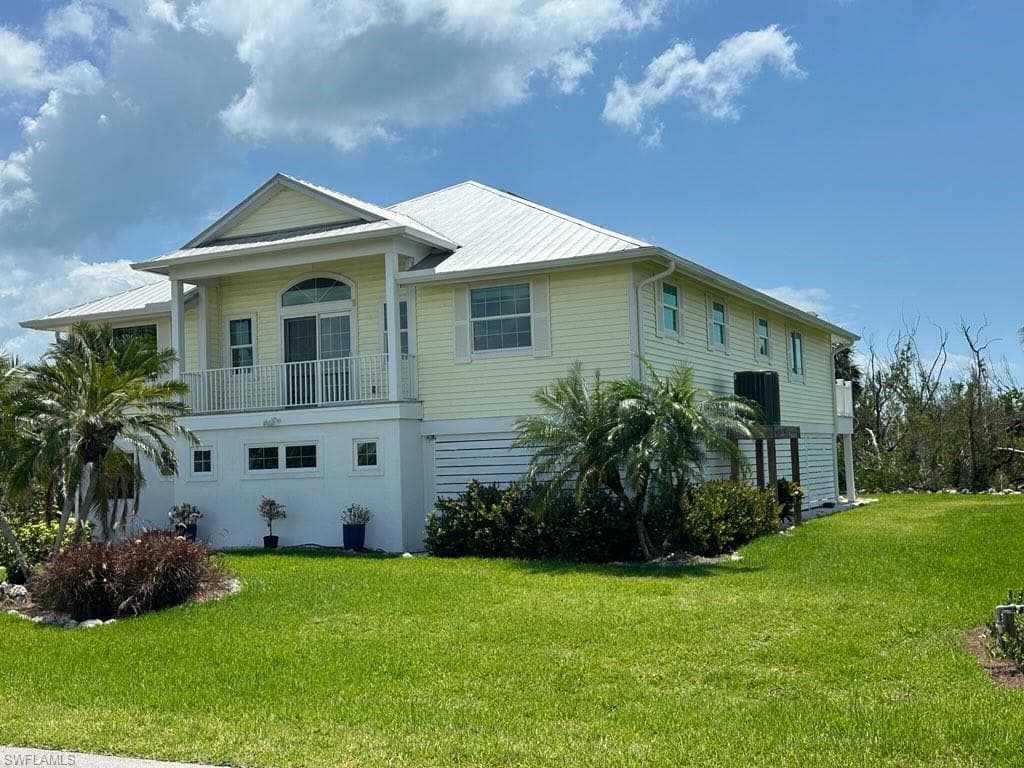 1202 Sand Castle RD, SANIBEL FL 33957-1