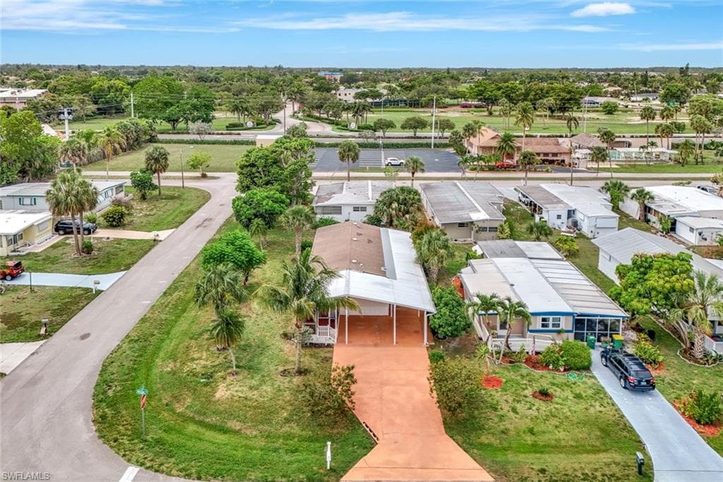 524 Menton LN, NAPLES FL 34112-11