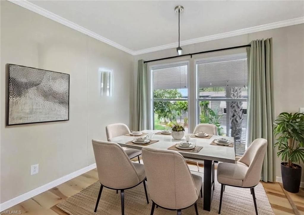 524 Menton LN, NAPLES FL 34112-2