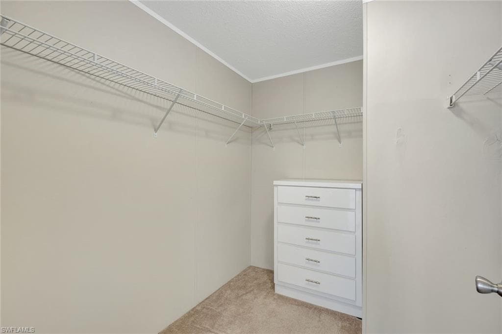 524 Menton LN, NAPLES FL 34112-18